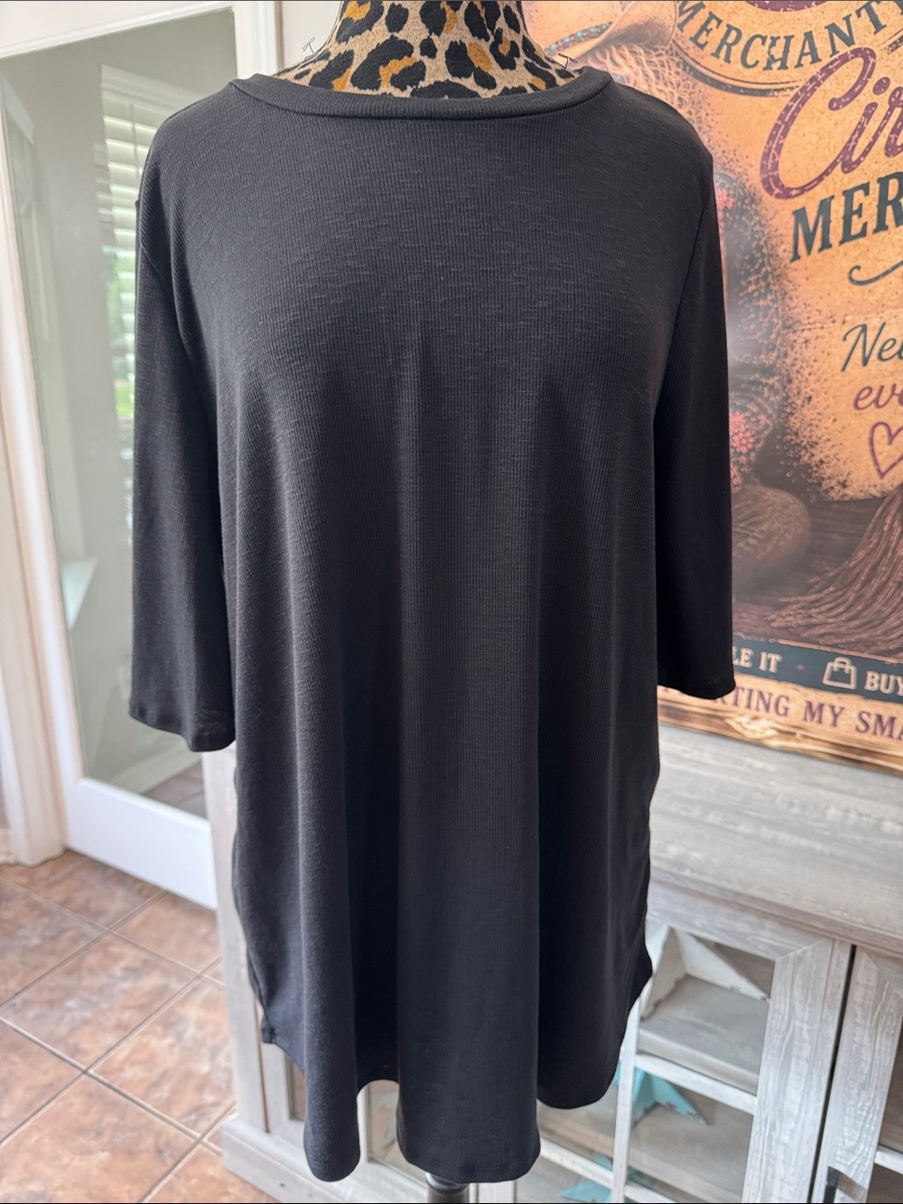 Discount Divas Women's Black Short-Sleeve Knit Top - Sz XL